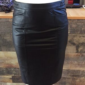 Excelled Collection leather skirt